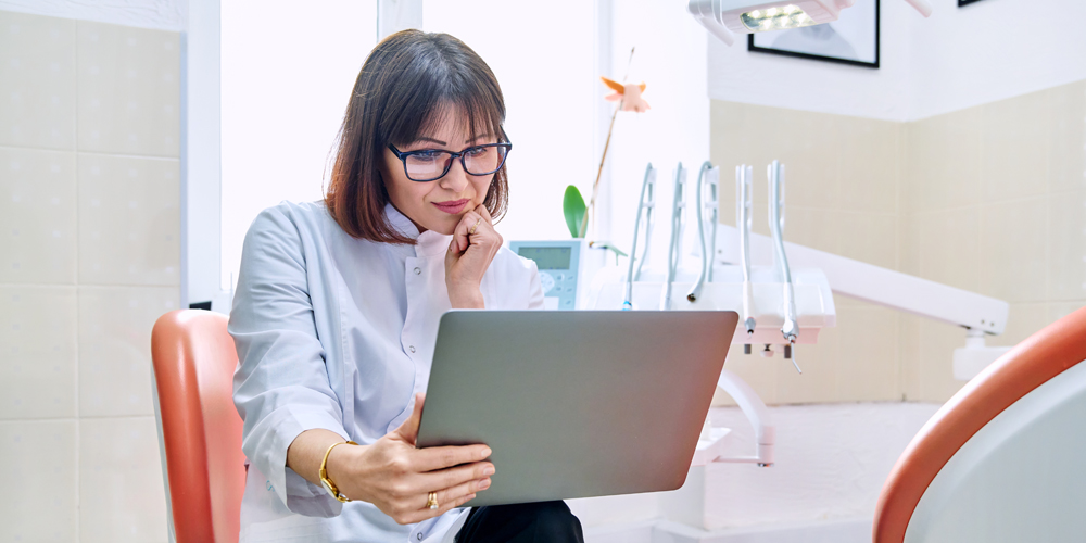 Secondary keywords: social media content for dental clinics, influencer marketing for dentists, video marketing for dentists, email newsletter examples for dental clinics, how to attract Invisalign patients